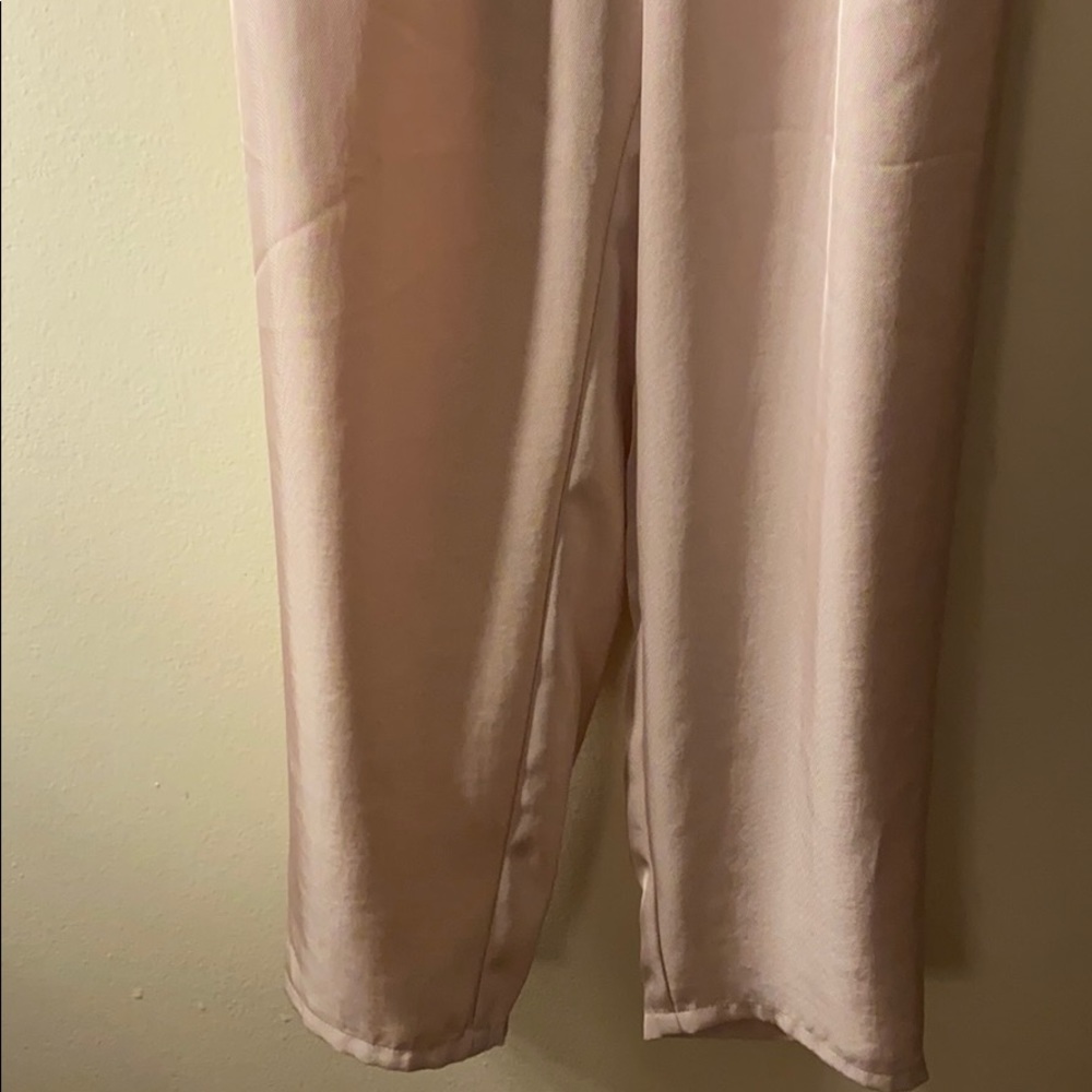 Clothes - Picture 3 of 9